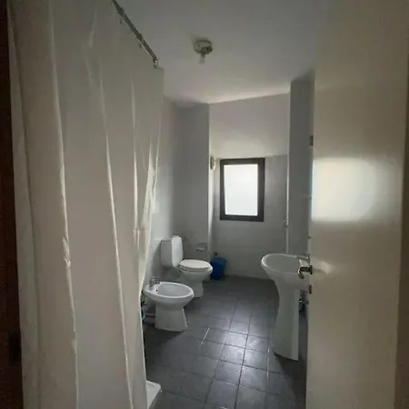 Apartman Good Cheap Fast Tirana