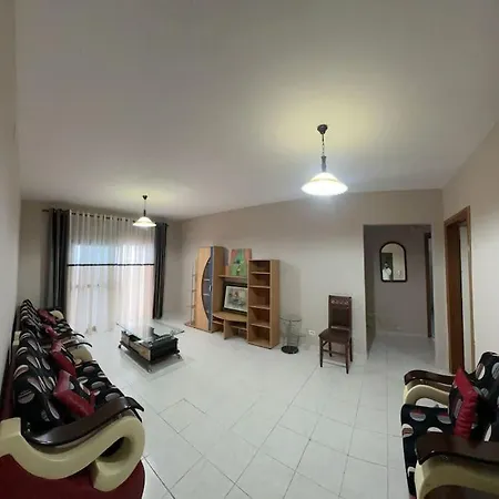 Good Cheap Fast Apartman Tirana